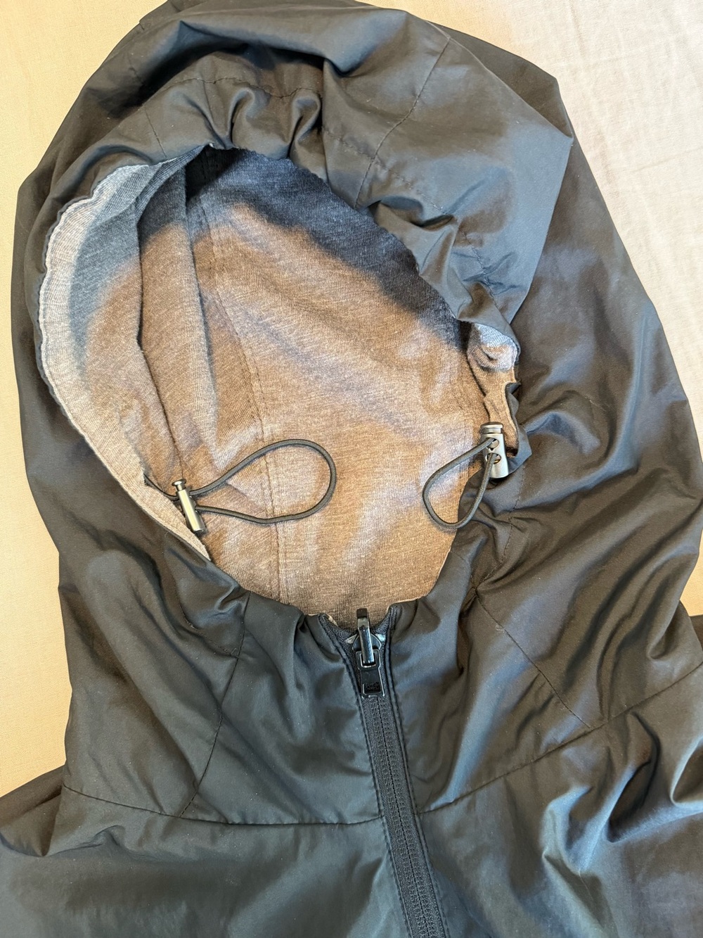 Uniqlo Men's Black Lightweight Hooded Jacket - Picture 4 of 4